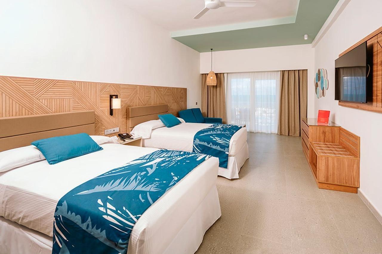 Hotel Riu Latino (Adults Only) Chacmuchuch Buitenkant foto